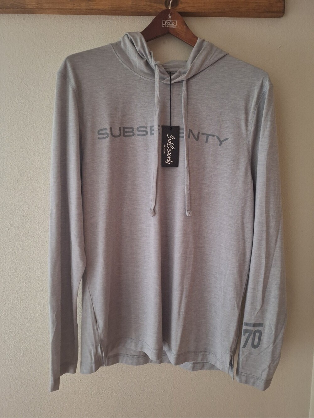 NWT Sub Seventy Lightweight Gray Logo Golf Outdoors Hoodie Mens Size M